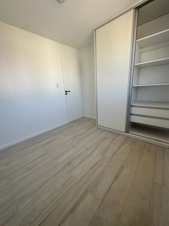 Duplex en Yerba Buena remodelado a nuevo