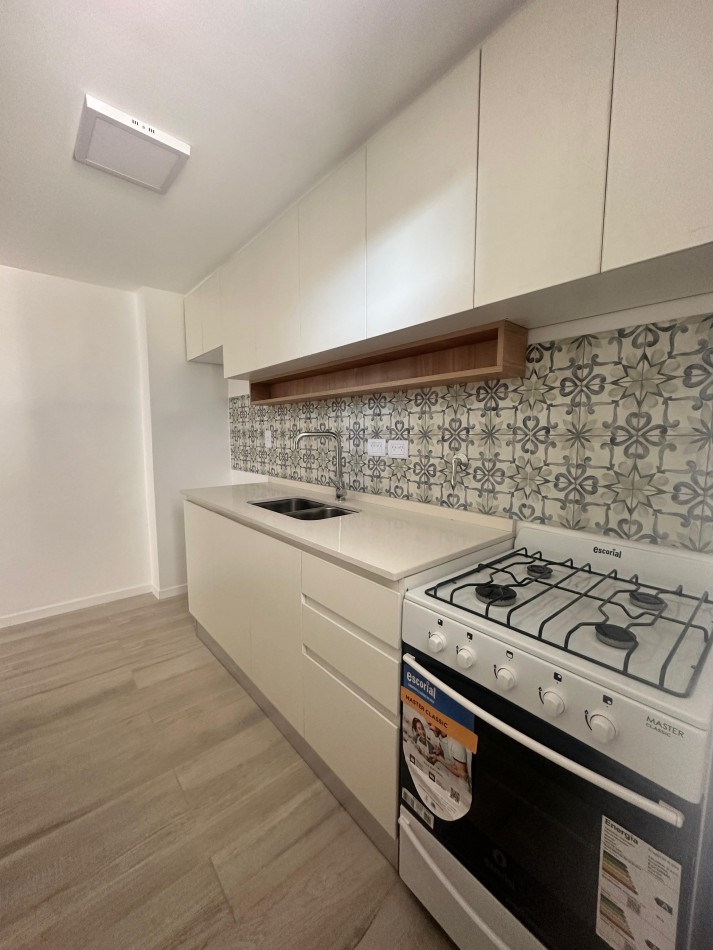 Duplex en Yerba Buena remodelado a nuevo