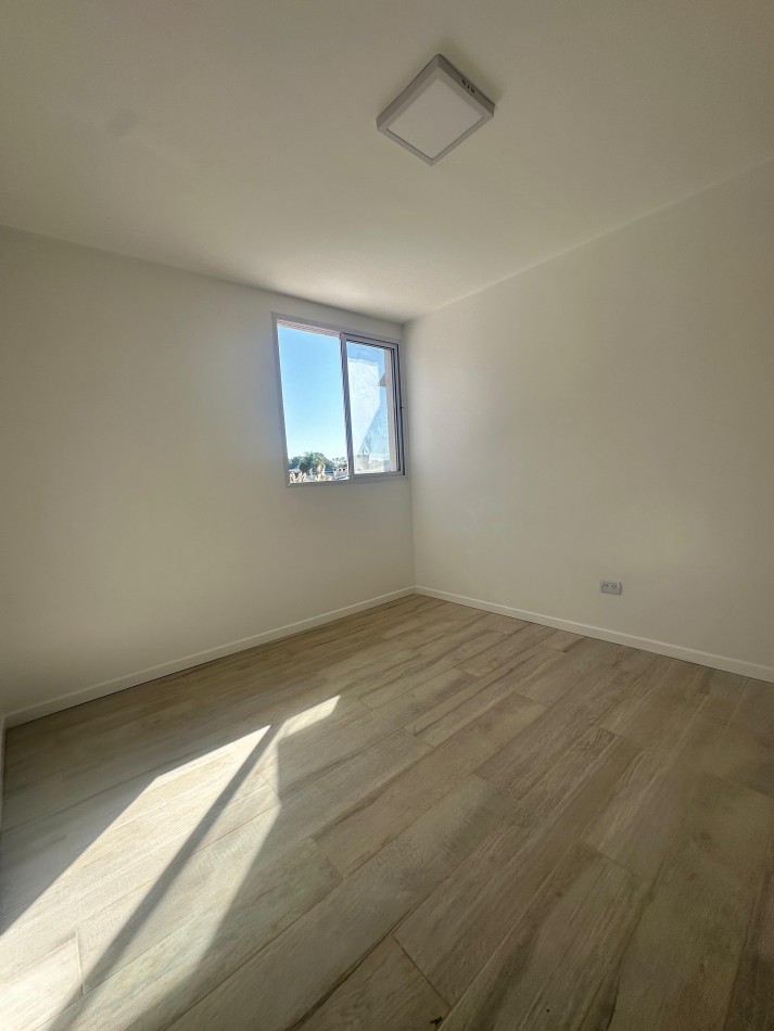 Duplex en Yerba Buena remodelado a nuevo
