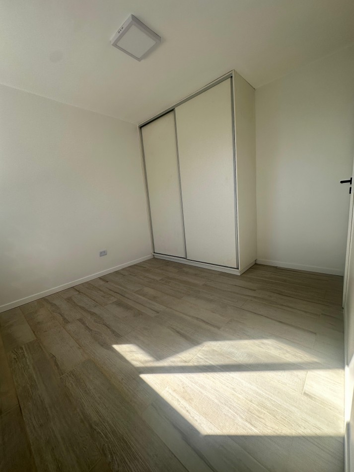 Duplex en Yerba Buena remodelado a nuevo
