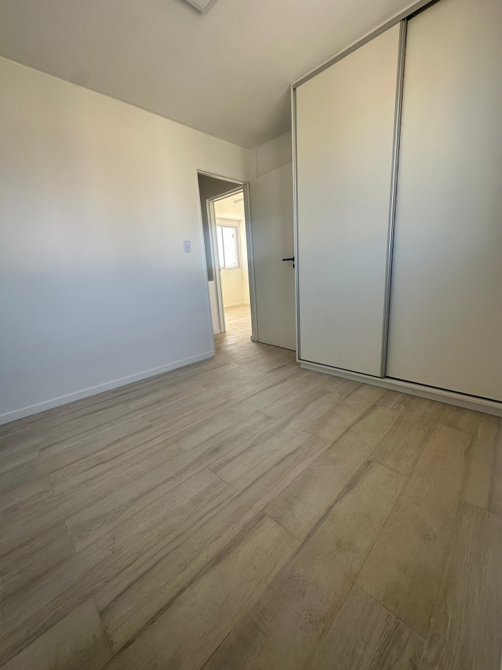 Duplex en Yerba Buena remodelado a nuevo