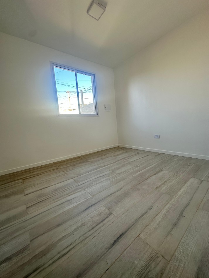 Duplex en Yerba Buena remodelado a nuevo