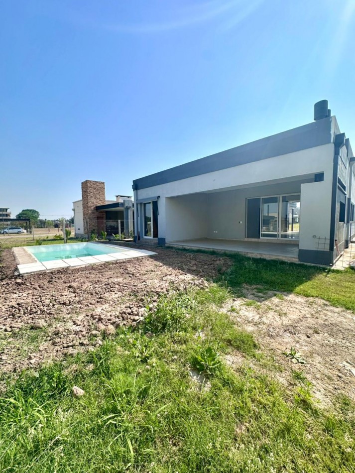 Casa a estrenar en Country Viento Sur - Vivi la armonia entre diseño, confort y naturaleza