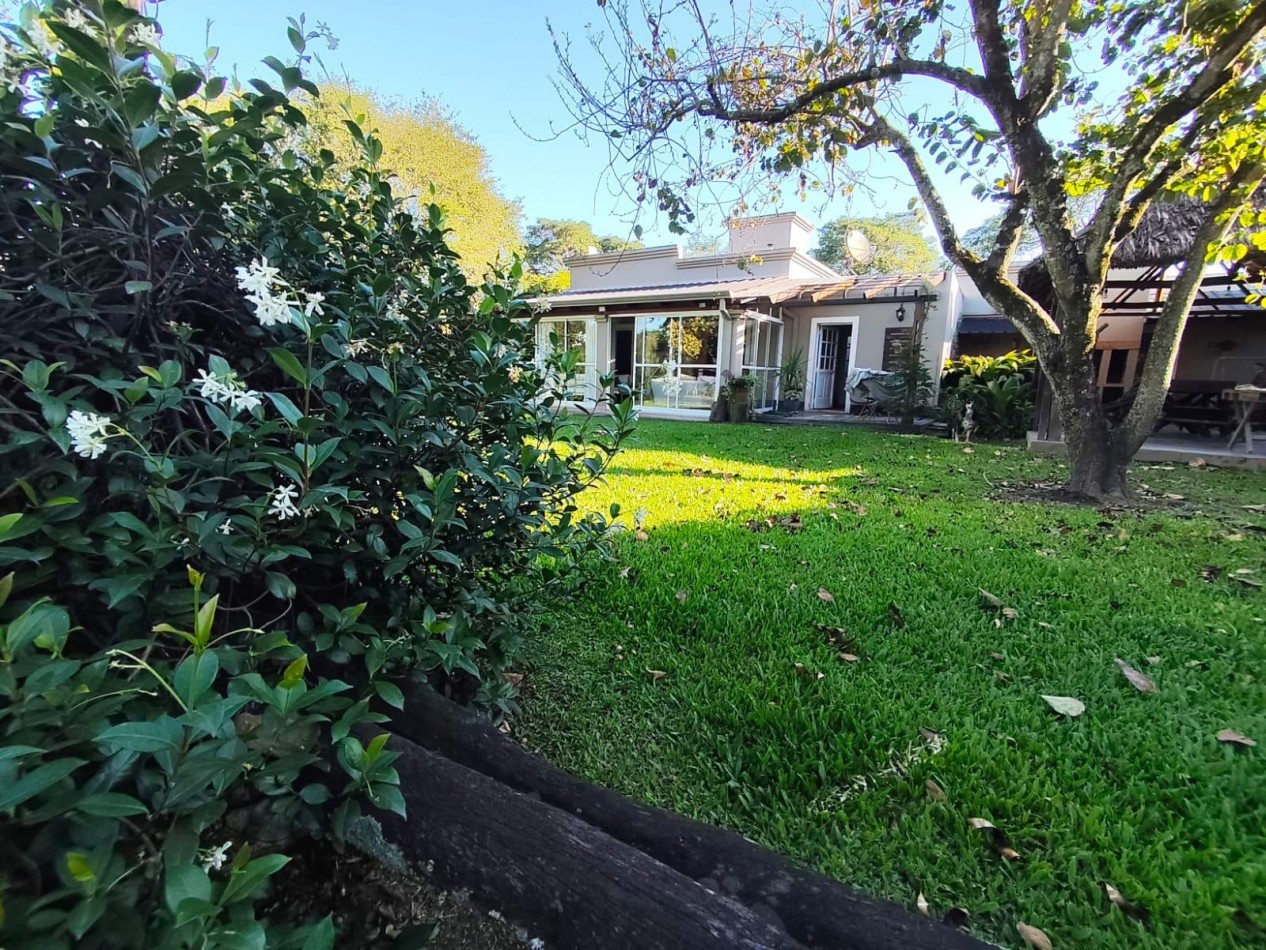 Venta Casa Barrio privado Lomas de Yerba Buena