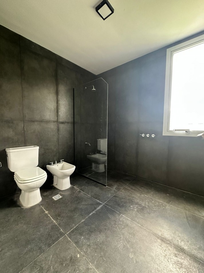 Casa a estrenar en Country La Reserva 1 - Lote A17