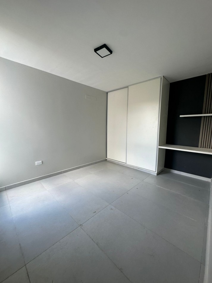 Casa a estrenar en Country La Reserva 1 - Lote A17