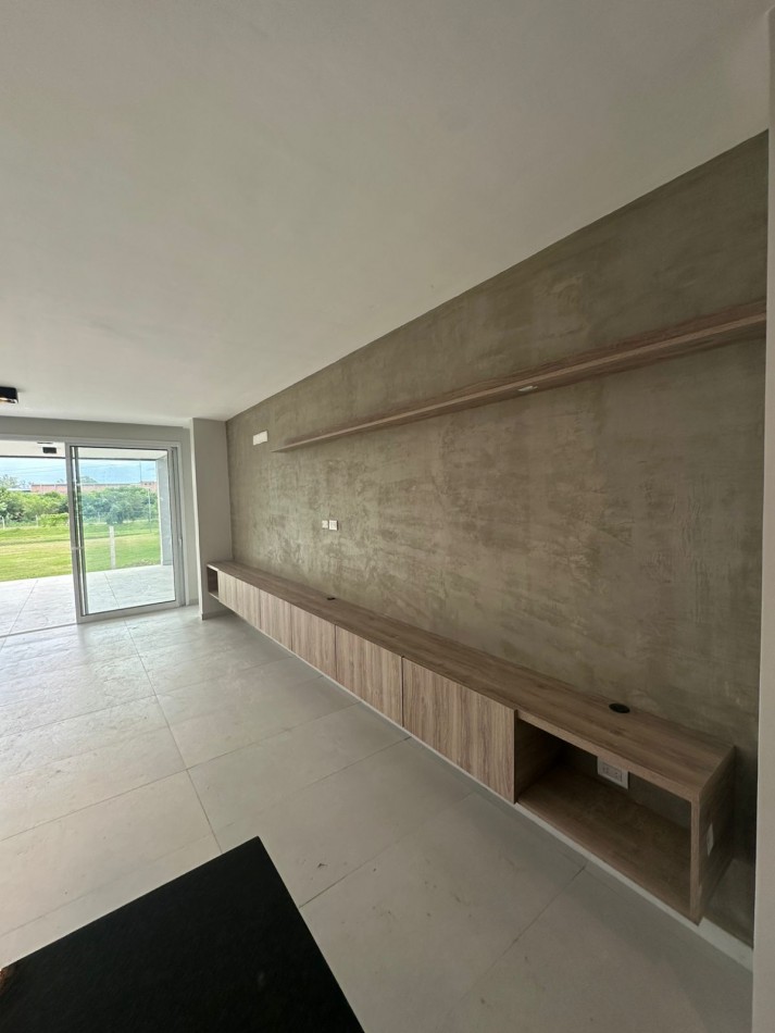 Casa a estrenar en Country La Reserva 1 - Lote A17