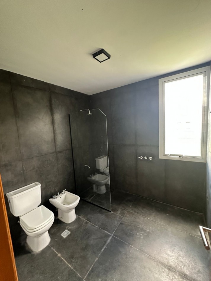 Casa a estrenar en Country La Reserva 1 - Lote A17