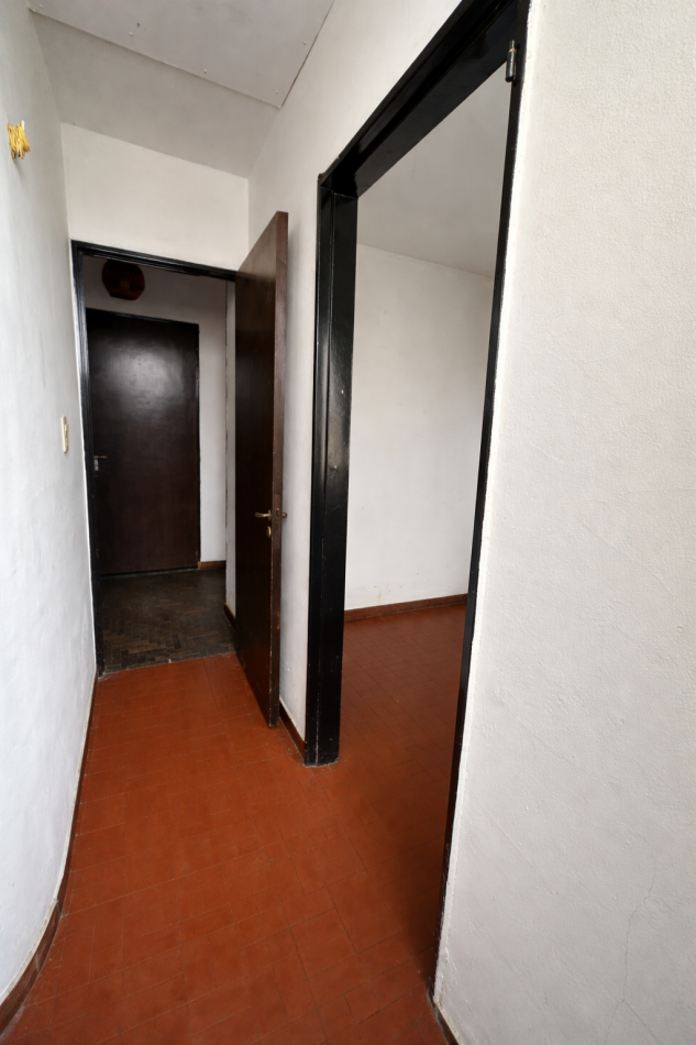 Venta departamento Junin 164