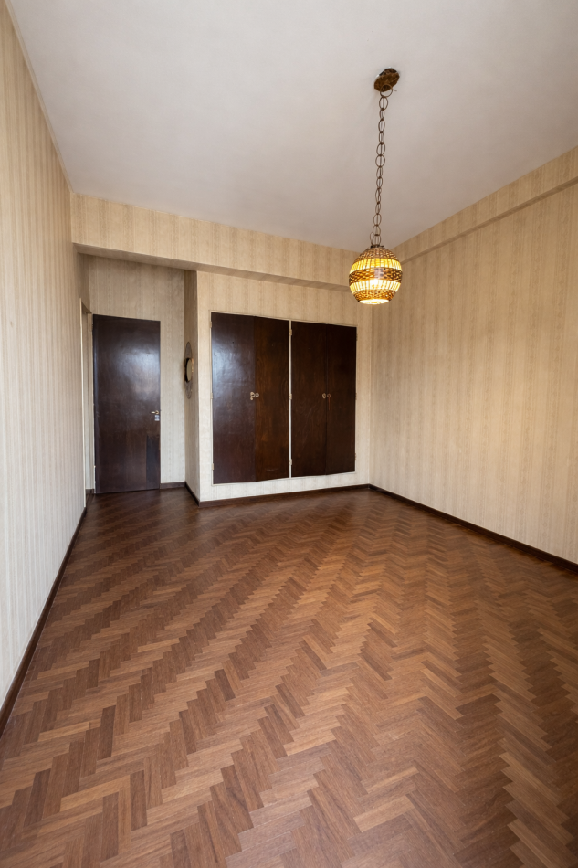 Venta departamento Junin 164