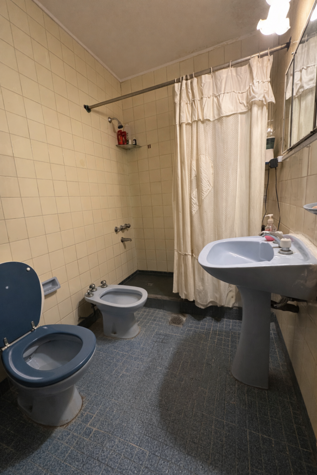 Venta departamento Junin 164