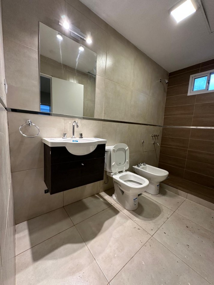 Aquiler casa barrio privado Quinta Azucena