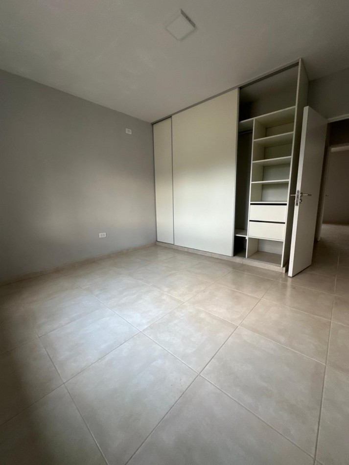 Aquiler casa barrio privado Quinta Azucena