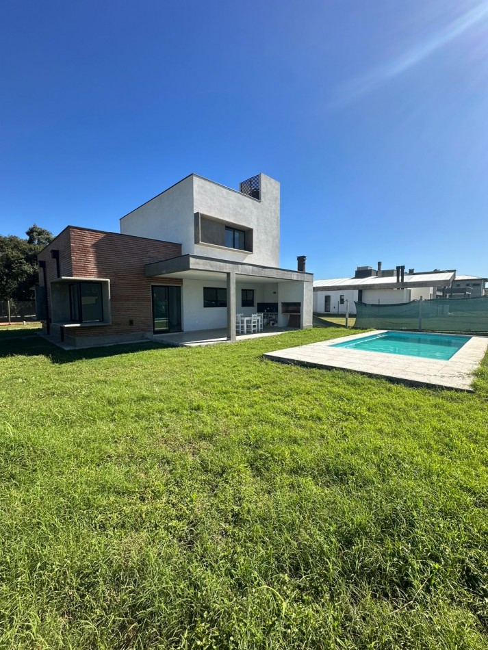 Casa A3 a estrenar La Reserva Country