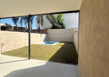 Duplex en Yerba Buena remodelado a nuevo